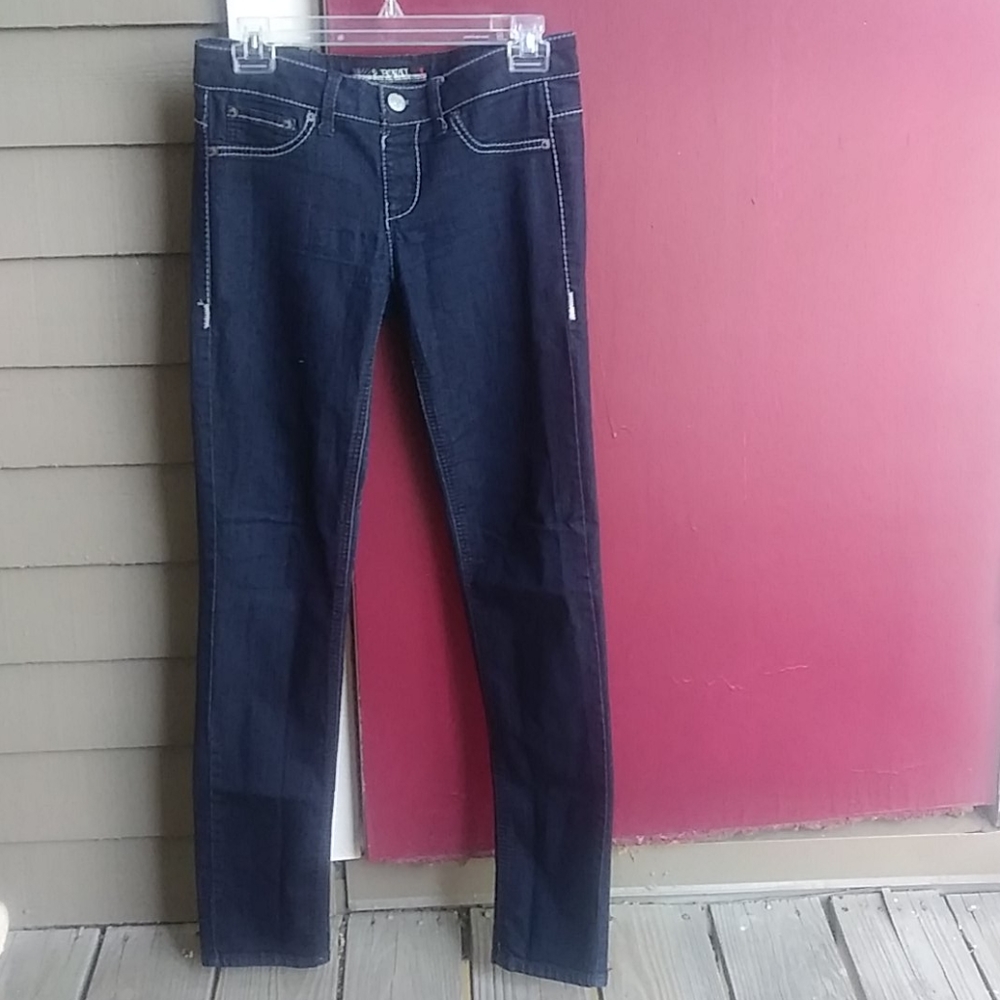 2 BW/U Stretch Skinny Jean